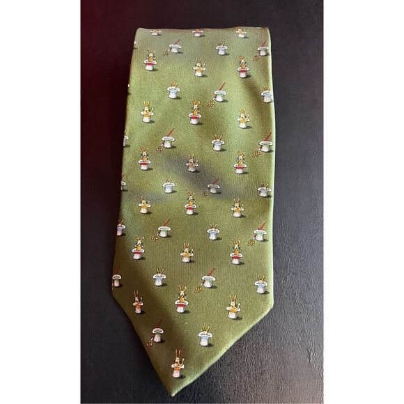 Salvatore Ferragamo tie